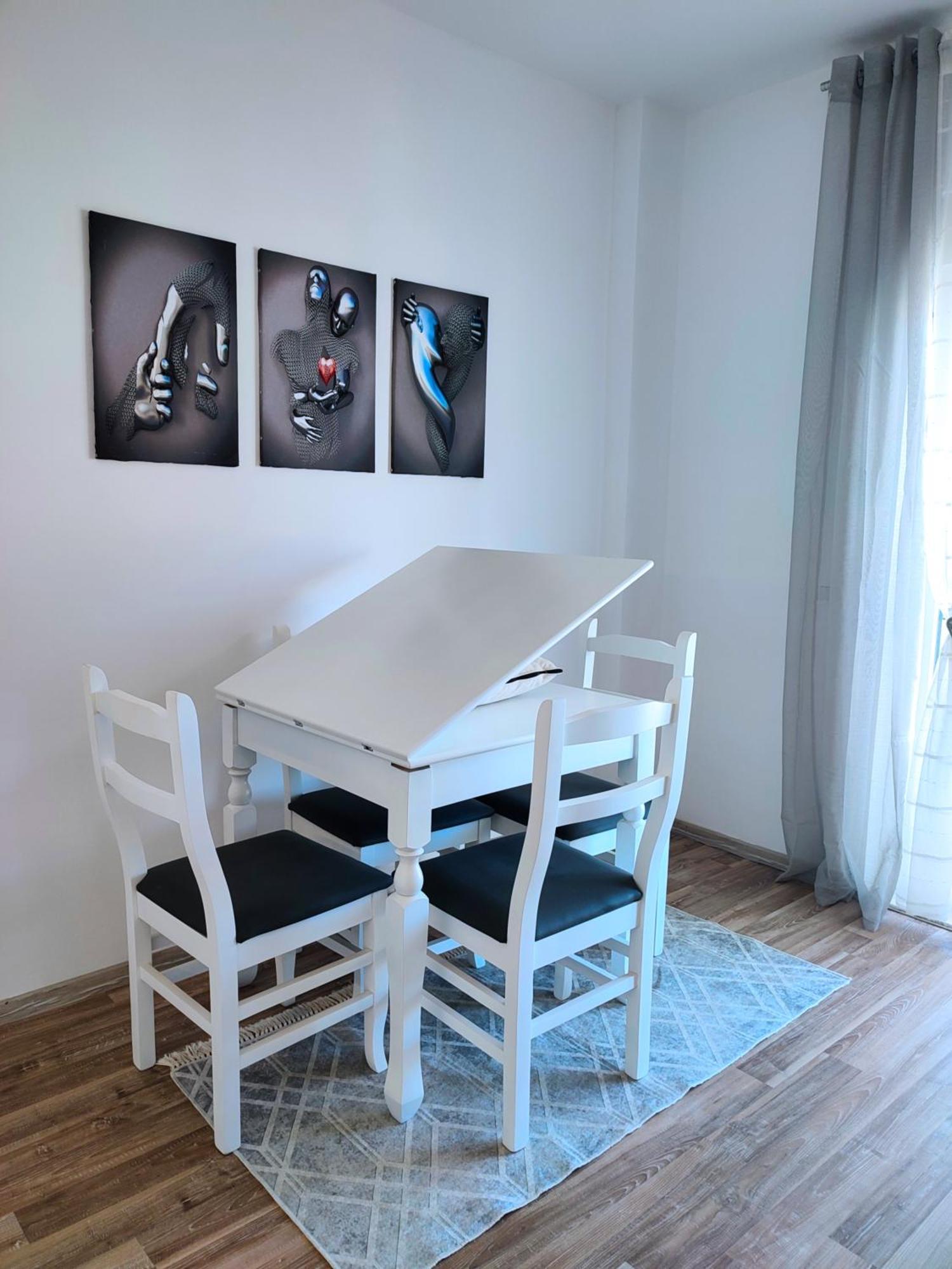Sabi Apartment Golem Qerret Eksteriør bilde