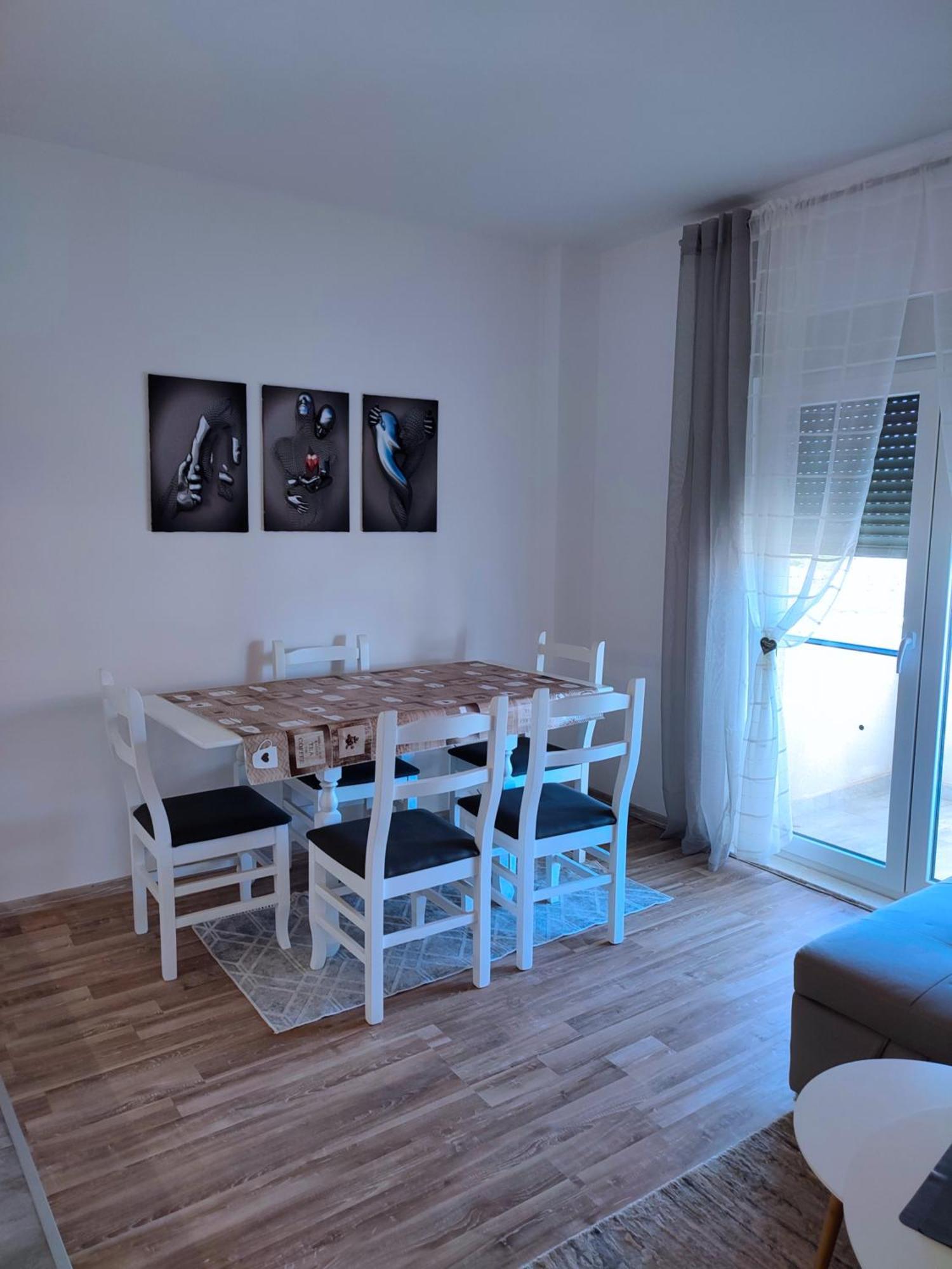 Sabi Apartment Golem Qerret Eksteriør bilde